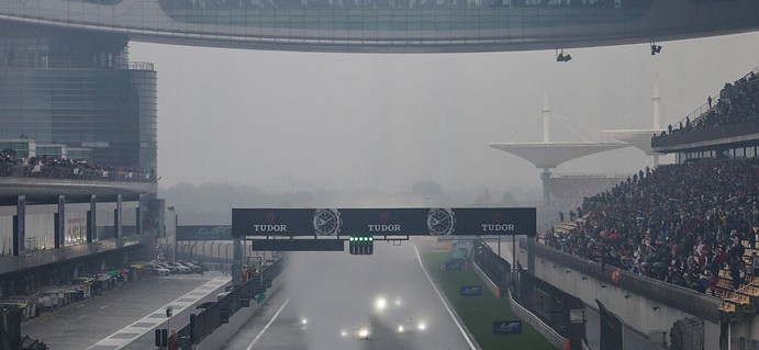 Porsche lead Audi after sensational first 3 Hours in Shanghai