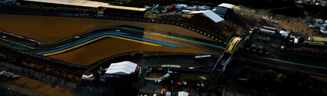 Carte postale des 24 Heures du Mans (50 photos)