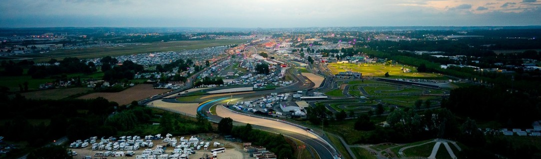 Les 24 Heures du Mans après 18 heures de course : pas de changement en tête de classement mais beaucoup d’action.