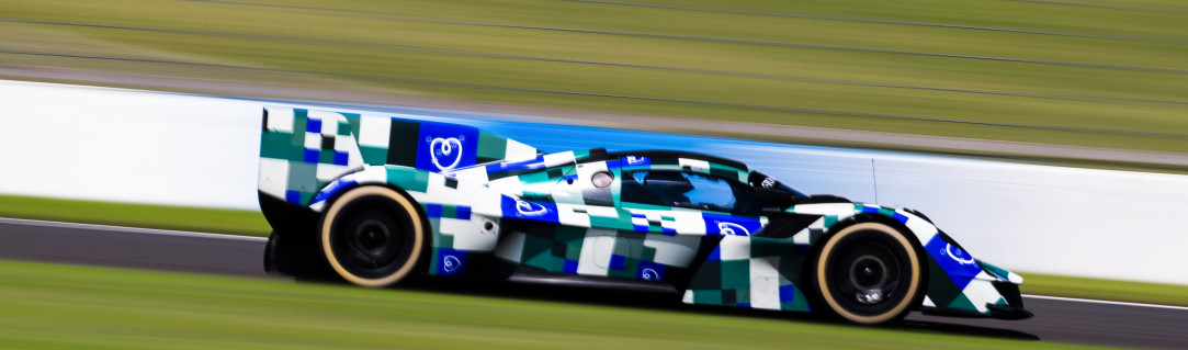 L’Aston Martin Valkyrie AMR-LMH entre en piste