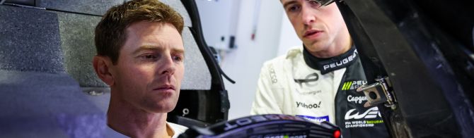 Anthony Davidson experiences Peugeot 9X8 Hypercar sim