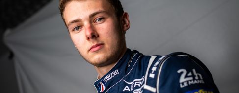 Hanson to stay in WEC for 2022 with United Autosports