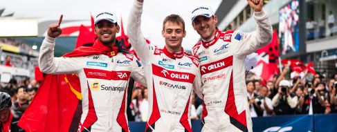 Kubica, Andrade and Deletraz extend LMP2 points lead with Fuji win